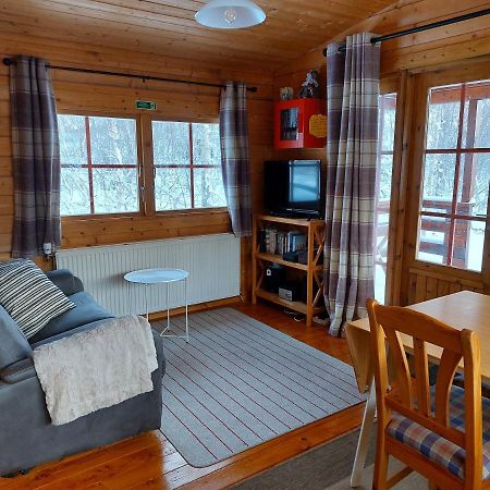 Bakkakot 1 - Cozy Cabins In The Woods Акурейри Экстерьер фото
